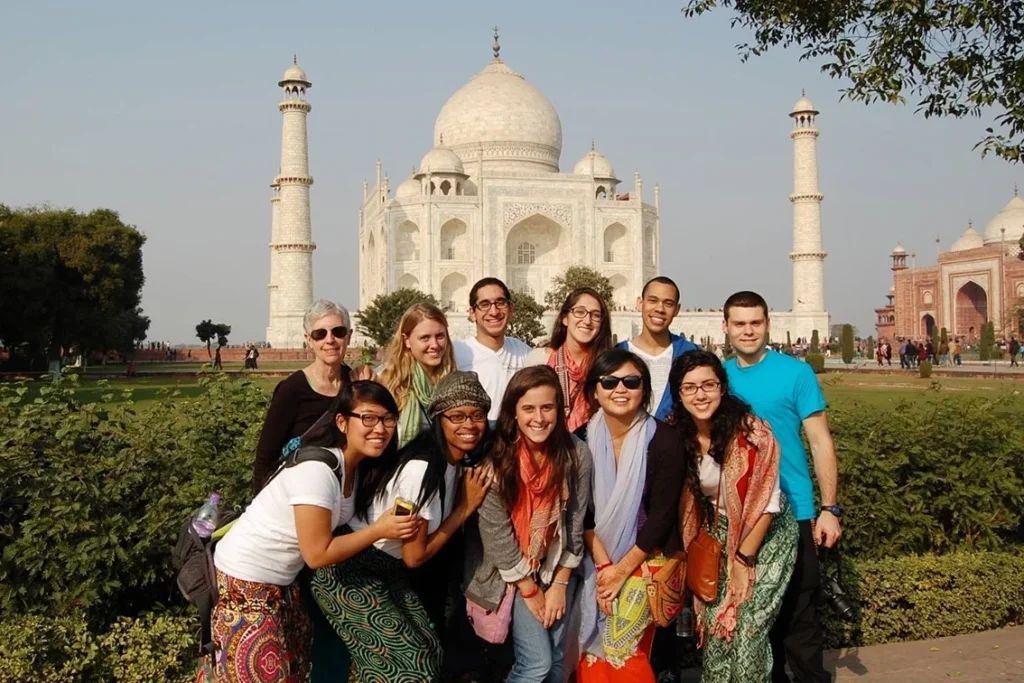 India Tour Packages | India Holiday Packages | Classic India Tours | Guided India Tours | India Sightseeing Tours | zurniz